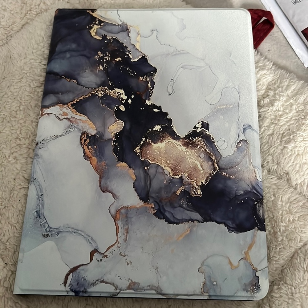 iPad case brand new doesn’t fit